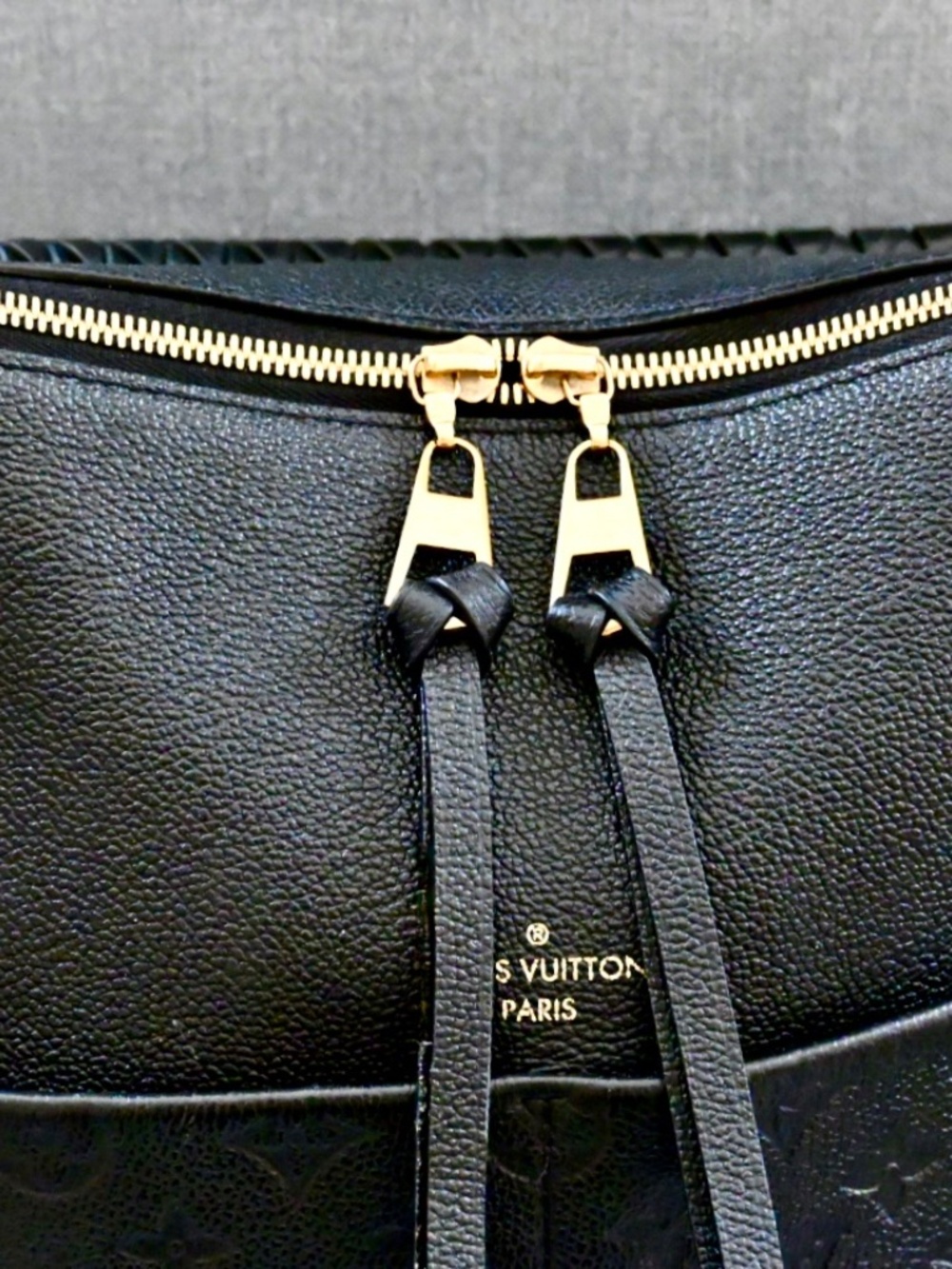 LOUIS VUITTON BLACK MAIDA HOBO BAG w/ VIOLET BLUE INTERIOR & POCKETS - Picture 4 of 14